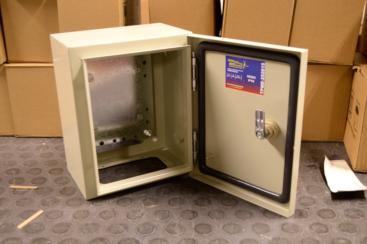 TPME252015 — GABINETE METALICO NEMA IP55 250X200X150MM